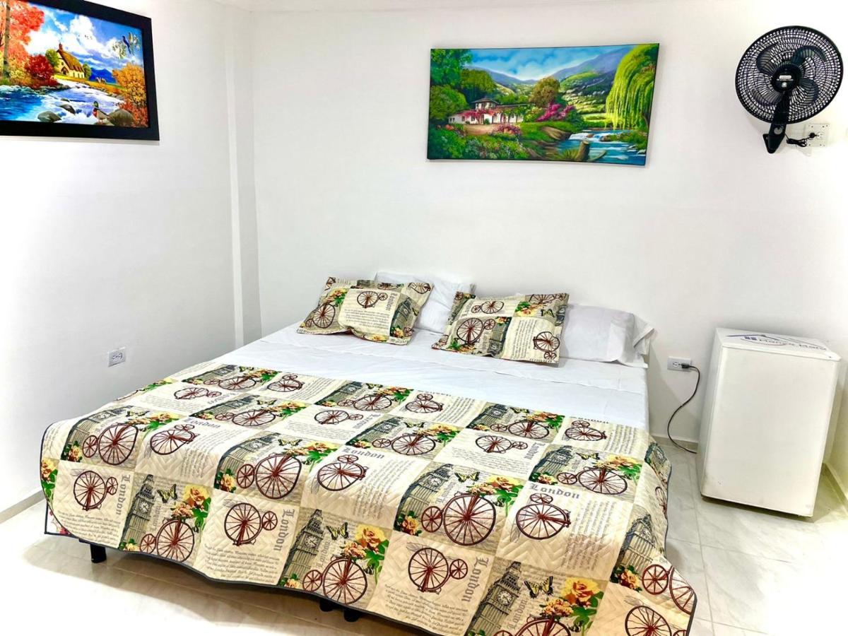 Hotel Eterna Primavera Медельин Экстерьер фото