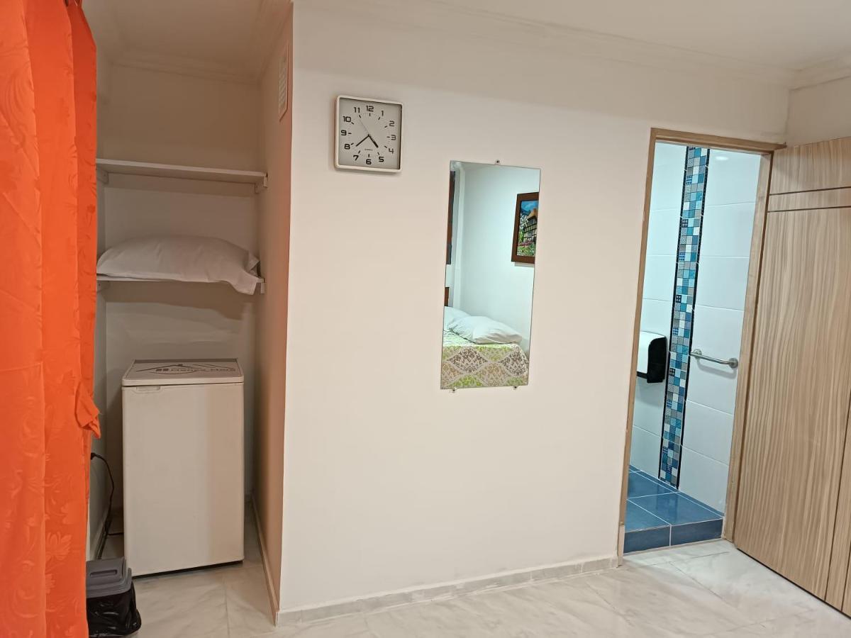 Hotel Eterna Primavera Медельин Экстерьер фото